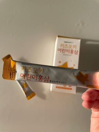 [이뮤니티플러스]우리아이 면역오키, 건강오키 _ 키즈오키 어린이홍삼 10포 1box — 4.5점을 준 리뷰어가 2022년 1월 올린 사용 사진