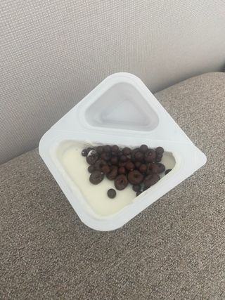 LIVE 매일바이오 토핑요거트 — 5점을 준 리뷰어가 2022년 4월 올린 사용 사진