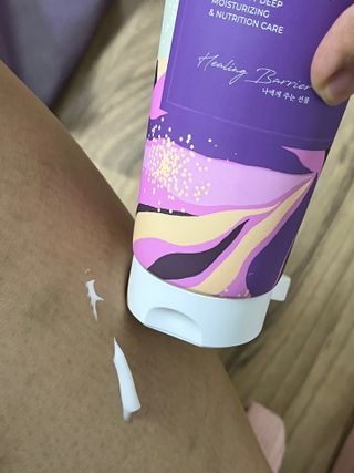 트리마이 주름개선 기능성의 퍼퓸 바디케어, 힐링 베리어 바디크림 3종 택1 — 5점을 준 리뷰어가 2022년 9월 올린 사용 사진