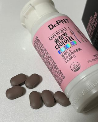 닥터피엔티 [Dr.PNT] 하루 2알로 건강한 다이어트! 한겨울에도 체지방만 쏙~ 슬림핏 다이어트 — 5점을 준 리뷰어가 2023년 2월 올린 사용 사진