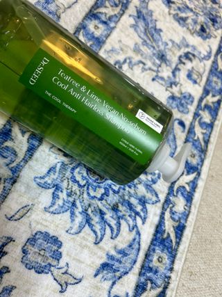 닥터시드 티트리 앤 라임 비건 지성케어 쿨 탈모 샴푸 (1000ml) — 5점을 준 리뷰어가 2023년 12월 올린 사용 사진