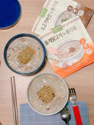 상하키친 소고기버섯 누룽지죽 / 들깨닭고기 누룽지죽 — 5점을 준 리뷰어가 2021년 10월 올린 사용 사진