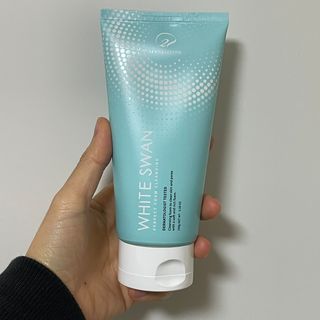 오투에니원 화이트 스완 퍼펙트 폼 클렌징 150g 퍼프증정 — 4.5점을 준 리뷰어가 2023년 1월 올린 사용 사진