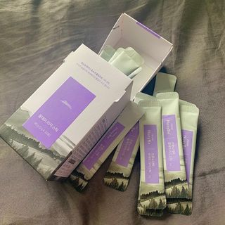 프롬노시베_이너뷰티 올데이 리지 스틱 — 4.5점을 준 리뷰어가 2021년 8월 올린 사용 사진