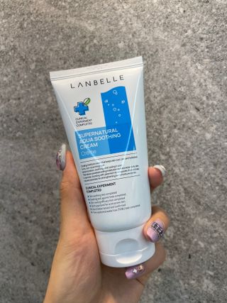 랑벨 수퍼내츄럴 아쿠아 수딩 크림 100ml — 5점을 준 리뷰어가 2023년 2월 올린 사용 사진
