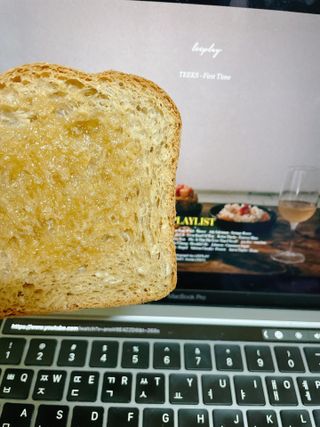 롯데제과 Vbread 포카치아식빵1개 + 미니식빵 1개 + 머핀 2개 세트 — 5점을 준 리뷰어가 2021년 9월 올린 사용 사진