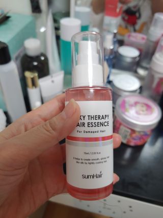 썸헤어 / SUMHAIR 썸헤어 실키 테라피 헤어 에센스 — 3점을 준 리뷰어가 2021년 4월 올린 사용 사진