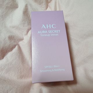 AHC 아우라 시크릿 톤업 벨벳 — 3.5점을 준 리뷰어가 2021년 4월 올린 사용 사진