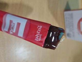 인디닥터 면역 생생 핑크 이뮨 젤리 + 타이탄 BCAA 프로틴 젤리스틱 — 5점을 준 리뷰어가 2022년 3월 올린 사용 사진