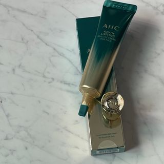 [NEW 탄력유턴 아이크림] AHC 유스 래스팅 리얼 아이크림 포 페이스 — 5점을 준 리뷰어가 2021년 3월 올린 사용 사진