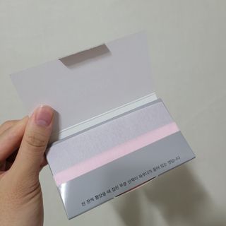 [갸스비] 메이크업은 그대로, 피지만 쏙 - BB킵 오일컨트롤 파우더 페이퍼 — 5점을 준 리뷰어가 2021년 6월 올린 사용 사진