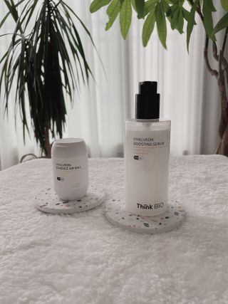 씽크바이오 히알루론 에센스 에어볼 28ea/ 부스팅 세럼 250ml 2종 세트 — 5점을 준 리뷰어가 2022년 8월 올린 사용 사진