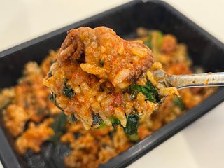 직탁 식단관리 3종 도시락(꼬막 듬뿍 곤드레비빔밥, 알리오올리오 불고기오믈렛, 매콤쭈꾸미 시래기유채밥) — 5점을 준 리뷰어가 2022년 7월 올린 사용 사진