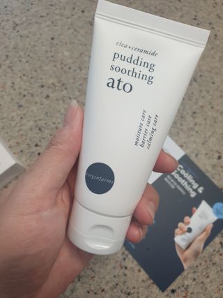 냉장고에 넣어요, 붉은 트러블 피부 다음날 진정되요 [버진팜스 푸딩수딩아토] — 4점을 준 리뷰어가 2021년 9월 올린 사용 사진