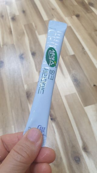 셀렉스스포츠 셀렉스 밀크세라마이드 저분자피쉬콜라겐 28포 X 1박스 — 5점을 준 리뷰어가 2021년 6월 올린 사용 사진