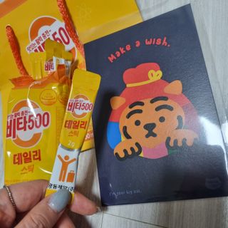 광동제약 [광동] 비타500데일리스틱 70포X2개 + 뚱랑이엽서 + 쇼핑백 증정 — 5점을 준 리뷰어가 2022년 1월 올린 사용 사진
