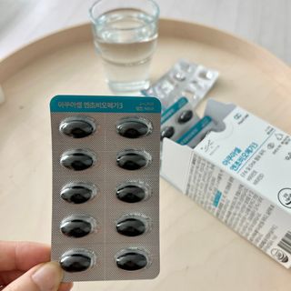 메디포스트 모비타 아쿠아셀 엔초비오메가3 60캡슐 — 3.5점을 준 리뷰어가 2022년 12월 올린 사용 사진
