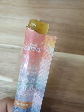 엘리샤코이 아임얼라이브 콤부차 콜라겐 506 스틱젤리 패션프루트 — 4점을 준 리뷰어가 2021년 7월 올린 사용 사진