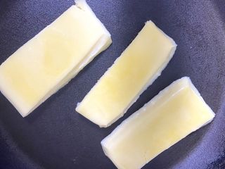 앙투어솔레 아일랜드 구워먹는 치즈 100 자연 치즈 와인안주 300g(100g x 3팩) — 5점을 준 리뷰어가 2022년 9월 올린 사용 사진
