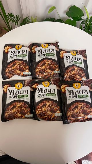 한성기업 무볼레 왕건더기 볶음밥 갈릭스테이크 — 5점을 준 리뷰어가 2021년 10월 올린 사용 사진