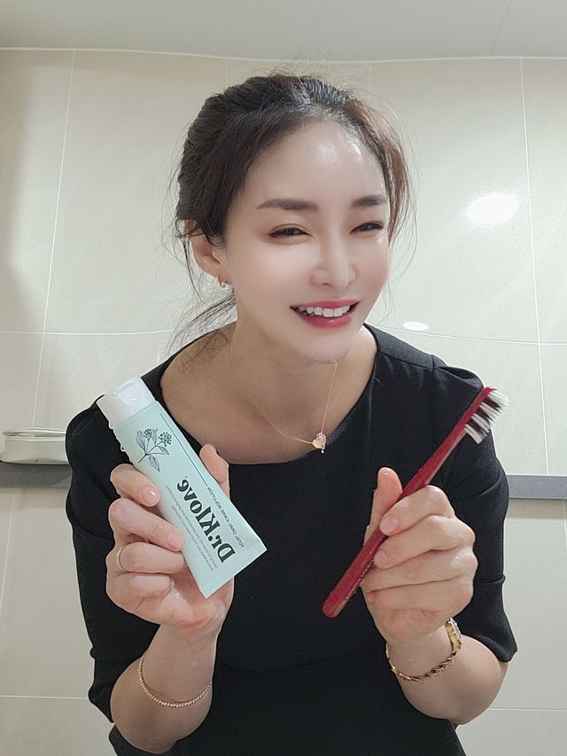 치과의사들이 선택한 솔루션, 닥터클러브치약 리뷰 사진