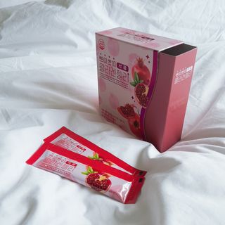 헬스업_쁘띠쁘띠석류콜라겐젤리_20g x 14포 — 5점을 준 리뷰어가 2021년 3월 올린 사용 사진