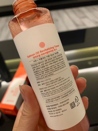 아이앤립 / EYENLIP 아이앤립 연어오일 리바이탈라이징 토너 — 5점을 준 리뷰어가 2021년 3월 올린 사용 사진