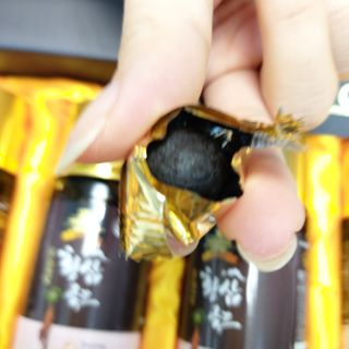 서울약사신협_프리미엄황삼골드_3.75g x 12환+75mgx12병 — 4점을 준 리뷰어가 2021년 2월 올린 사용 사진