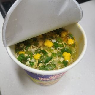 NISSIN 닛신 컵누들  4종 - 씨푸드오리지날, 씨푸드 스파이시, 씨푸드 커리, 씨푸드 XO소스 — 5점을 준 리뷰어가 2022년 3월 올린 사용 사진
