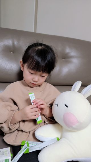 [이뮤니티플러스]우리아이 면역오키, 건강오키 _ 키즈오키 비타민초코홍삼 10포 1box — 4.5점을 준 리뷰어가 2022년 1월 올린 사용 사진