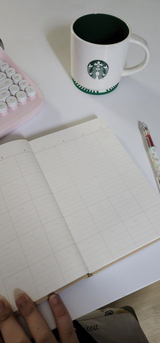 응원과 위로가 필요한 당신에게  리훈 하고싶은말 스터디 플래너 — 5점을 준 리뷰어가 2022년 3월 올린 사용 사진