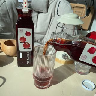 [바이윙클] 페르시아 유기농 석류 착즙주스 750ml 2병 + 선물박스 세트 — 5점을 준 리뷰어가 2022년 3월 올린 사용 사진