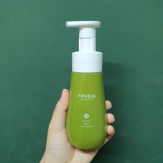[후르디아] 아보카도 약산성 비건 여성 청결제 — 5점을 준 리뷰어가 2021년 4월 올린 사용 사진