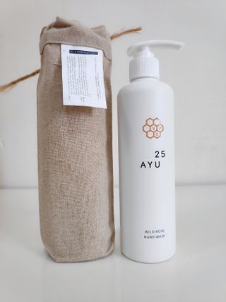 AYU25[아유트웬티파이브]피부 진정, 보습 와일즈 로즈 핸드워시 — 4점을 준 리뷰어가 2021년 3월 올린 사용 사진