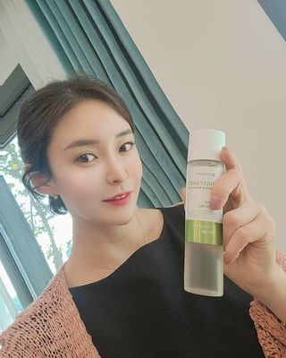 리더스코스메틱 리더스 퍼스트 샷 액티브 에센스 토닝 컨트롤 & 포어 컨트롤 — 5점을 준 리뷰어가 2021년 10월 올린 사용 사진