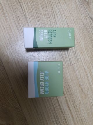 김정문알로에 큐어 큐어 알로에 리프레쉬 젤리 세럼, 큐어 알로에 하이드로 젤리 크림 — 5점을 준 리뷰어가 2021년 3월 올린 사용 사진