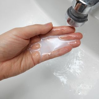 비프리코스메틱 비포에프터 클렌징오일 200ml — 5점을 준 리뷰어가 2023년 2월 올린 사용 사진