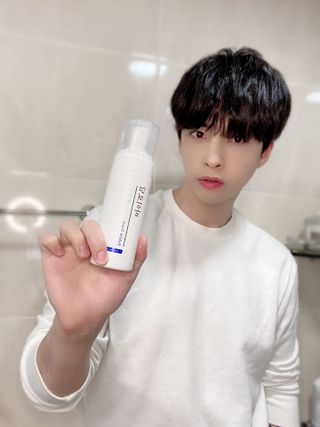 [바이로담] 저자극 약산성버블 폼 폼클렌징 150ml — 5점을 준 리뷰어가 2021년 3월 올린 사용 사진