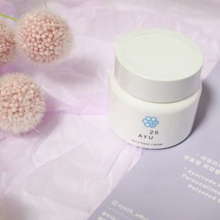 AYU25[아유트웬티파이브]다마스크로즈워터 베이스 천연 수분 촉촉 크림 — 5점을 준 리뷰어가 2021년 3월 올린 사용 사진