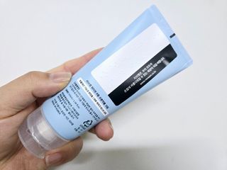 나우 [리브엠]피부 속부터 겹겹이, 촘촘하게! 워터핏8중 수분착붙 크림 — 5점을 준 리뷰어가 2024년 12월 올린 사용 사진