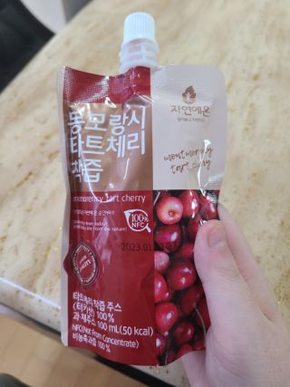 자연에온 몽모랑시 타트체리 3종 세트 구성 - 저분자콜라겐젤리, NFC 착즙주스 — 5점을 준 리뷰어가 2021년 7월 올린 사용 사진