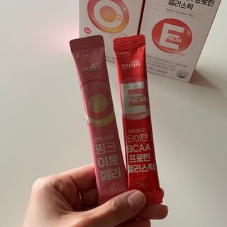 인디닥터 면역 생생 핑크 이뮨 젤리 + 타이탄 BCAA 프로틴 젤리스틱 — 4.5점을 준 리뷰어가 2022년 3월 올린 사용 사진