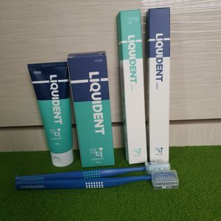 리퀴덴트 오랄케어 온가족용 리퀴덴트 더더 오랄케어 무불소 치약 + 임상시험완료 이중 미세 엠보싱 칫솔 올데이세트 — 5점을 준 리뷰어가 2021년 1월 올린 사용 사진