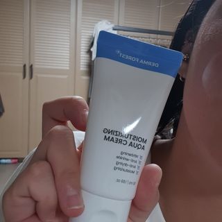 더마포레스트 마데카소사이드 리페어 크림,  모이스처라이징 아쿠아크림 — 5점을 준 리뷰어가 2021년 8월 올린 사용 사진