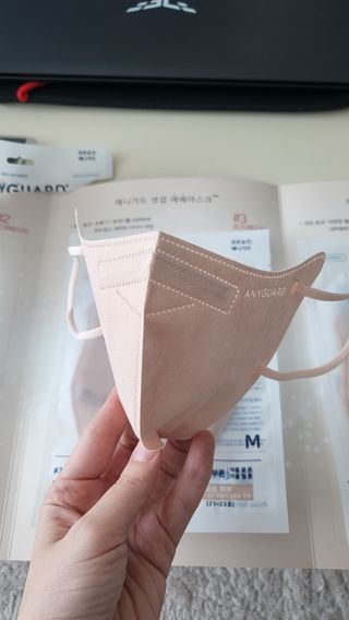 애니가드 셋업메베마스크 (대형 4컬러 + 중형 4컬러) — 5점을 준 리뷰어가 2022년 4월 올린 사용 사진