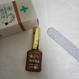 유케어 YOU CARE 문제성 손발톱케어_럭키풋 — 5점을 준 리뷰어가 2022년 10월 올린 사용 사진