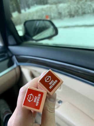 [블랙루즈]하프앤하프틴트 10종 中 택1+랜덤1 — 5점을 준 리뷰어가 2021년 2월 올린 사용 사진