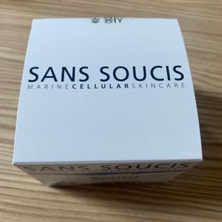 산수시 아쿠아 베네핏 24h 수부지 물광 속건조 수분크림 50ml — 5점을 준 리뷰어가 2021년 6월 올린 사용 사진