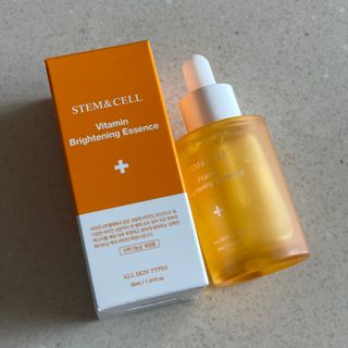 체르엠 스템앤셀 비타민 브라이트닝 에센스 30ml 1개 — 5점을 준 리뷰어가 2021년 11월 올린 사용 사진