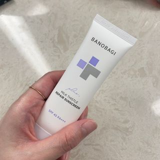 바노바기 코스메틱 바노바기 밀크씨슬 리페어 시카 선스크린 플러스 50ml — 4점을 준 리뷰어가 2023년 3월 올린 사용 사진